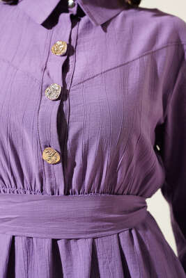 Yarım Gold Düğmeli Kuşaklı Elbise Lila - Tesettür Elbise