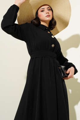 Yarım Gold Düğmeli Kuşaklı Elbise Siyah - Tesettür Elbise