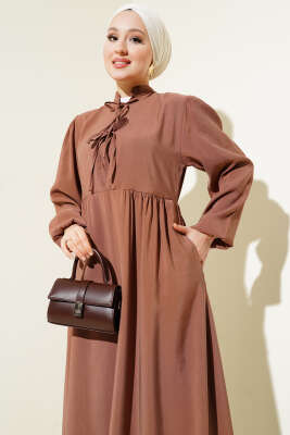 Yarım İp Bağcıklı Tensel Elbise Kestane - Tesettür Elbise