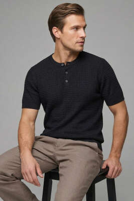 Yarım Patlı Erkek Triko T-shirt Siyah - GİESTO