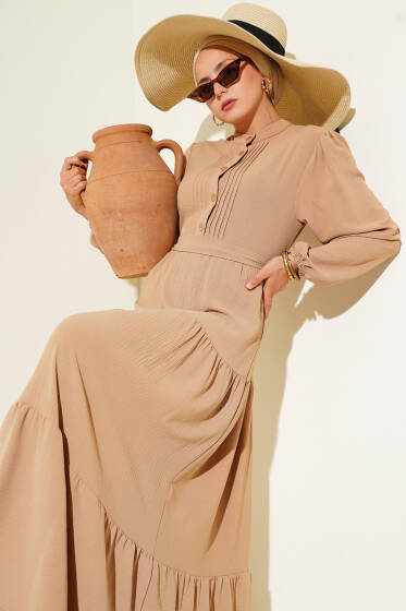 Yarım Piliseli Düğmeli Elbise Latte - Elbise