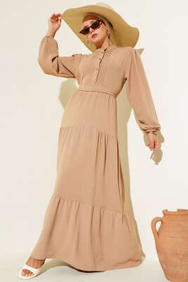Yarım Piliseli Düğmeli Elbise Latte - Tesettür Elbise