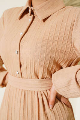 Yarım Taş Düğmeli Elbise Bej - Tesettür Elbise