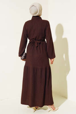 Yarım Taş Düğmeli Elbise Kahve - Tesettür Elbise