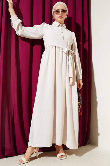 Yarım Taş Düğmeli Yandan Bağlamalı Elbise Bej - Elbise