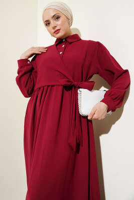 Yarım Taş Düğmeli Yandan Bağlamalı Elbise Bordo - Tesettür Elbise