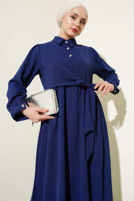 Yarım Taş Düğmeli Yandan Bağlamalı Elbise Lacivert - Tesettür Elbise