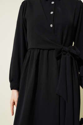 Yarım Taş Düğmeli Yandan Bağlamalı Elbise Siyah - Tesettür Elbise