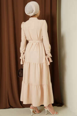 Yarım Yaka Düğmeli Fırfırlı Elbise Bej - Elbise