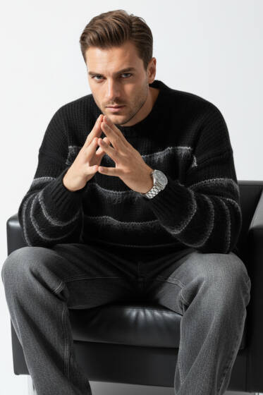 Yatak Çizgili Yumoş Triko Erkek Kazak Siyah - Erkek Kazak