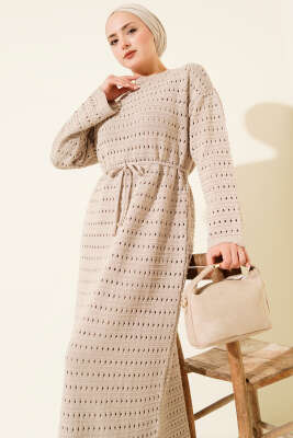 Yatay Ajurlu İp Kuşaklı Triko Elbise Bej - Elbise