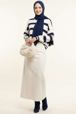 Yatay Çizgi Detaylı Kısa Triko Kazak Bej Lacivert - Triko Kazak