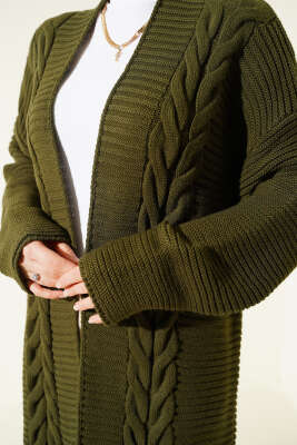 Yatay Çizgi Kabartmalı Triko Hırka Haki - Hırka