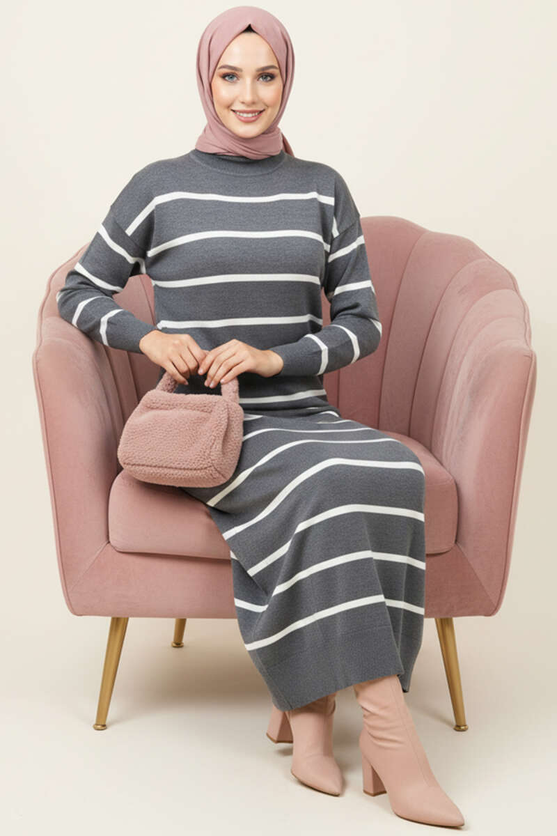 Yatay Çizgili Balıkçı Yaka Triko Elbise Füme