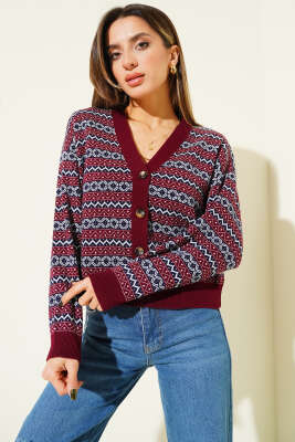 Yatay Çizgili Düğmeli Triko Hırka Bordo - Kadın Giyim Modelleri