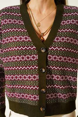 Yatay Çizgili Düğmeli Triko Hırka Haki - Kadın Giyim Modelleri