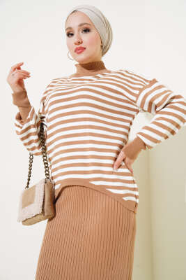 Yatay Çizgili Elbise Triko Takım Büsküvi - Triko İkili Takım