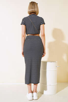 Yatay Çizgili Etekli İkili Takım Siyah - Yılın Fırsatı