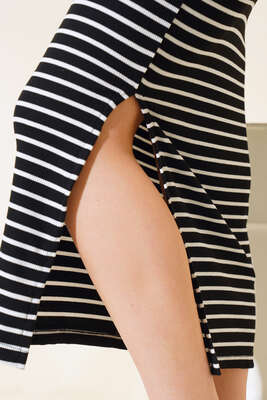 Yatay Çizgili Etekli İkili Takım Siyah - Yılın Fırsatı