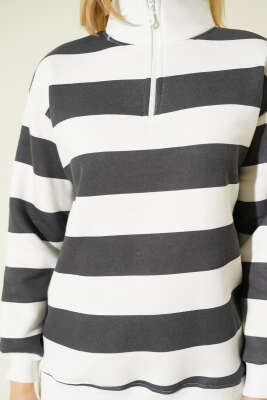 Yatay Çizgili Fermuarlı Üç İplik Sweatshirt Füme - Kadın Giyim Modelleri