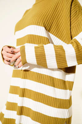 Yatay Çizgili Fitilli Triko Tunik Yağ Yeşili - Tunik