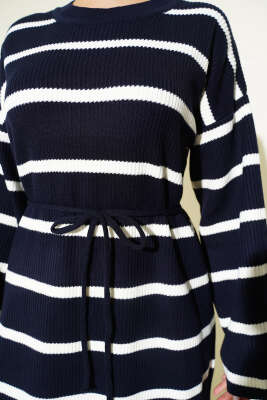 Yatay Çizgili İp Bağcıklı Triko Elbise Lacivert - Elbise