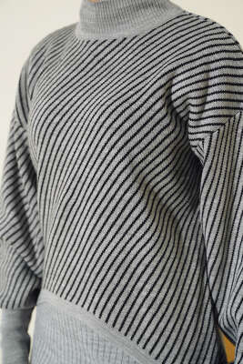 Yatay Çizgili Jileli Triko İkili Takım Gri - Triko İkili Takım