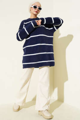 Yatay Çizgili Sakallı Triko Tunik Lacivert - Tunik