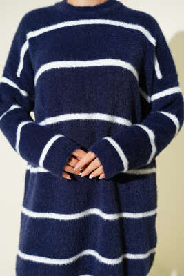 Yatay Çizgili Sakallı Triko Tunik Lacivert - Tunik