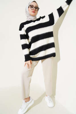Yatay Çizgili Yumoş Triko Tunik Siyah - Triko Tunik