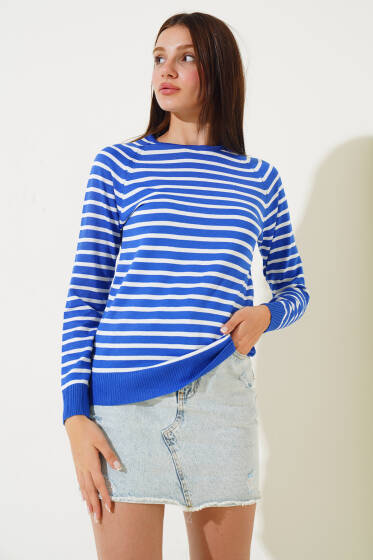 Yatay İnce Çizgili Triko Kazak Saks - Yeni Giyim