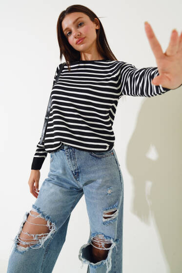 Yatay İnce Çizgili Triko Kazak Siyah - Yeni Giyim