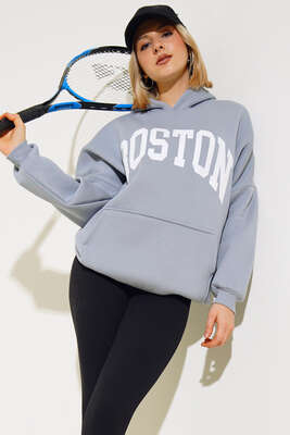 Yazı Baskılı Oversize Sweatshirt Kayrak Grisi - Kadın Giyim Modelleri