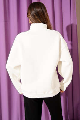 Yazı Nakışlı Fermuarlı Şardonlu Sweatshirt Ekru - Kadın Giyim Modelleri