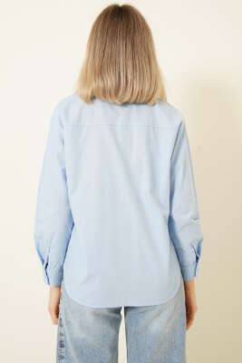 Yazı Nakışlı Tek Cepli Gömlek Mavi - Kadın Giyim Modelleri