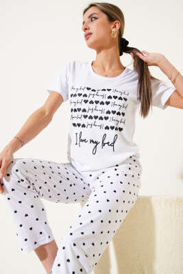 Yazılı Kalp Süslemeli Kısa Kol Pijama Takımı Beyaz - Kadın Pijama Takımı