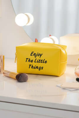 Yazılı Makyaj Çantası Sarı - NEW WELL