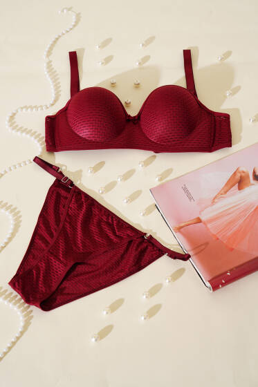 Yekpare Desteksiz Sütyen Takım Bordo - Yılın Fırsatı