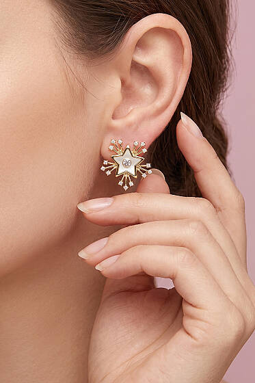 Yıldız Figür Taşlı Küpe Gold - Küpe