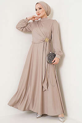 Yıldız Gold Toka Detaylı Saten Abiye Elbise Bej - Elbise