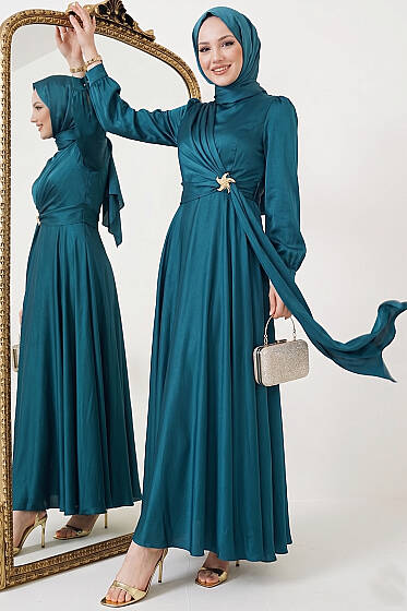 Yıldız Gold Toka Detaylı Saten Abiye Elbise Petrol - Elbise