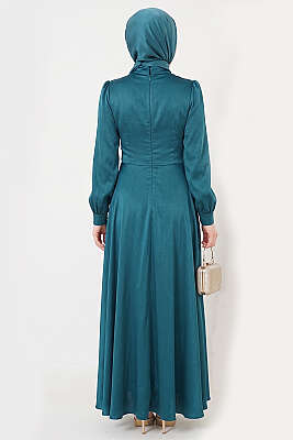 Yıldız Gold Toka Detaylı Saten Abiye Elbise Petrol - Elbise