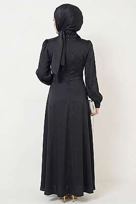 Yıldız Gold Toka Detaylı Saten Abiye Elbise Siyah - Elbise