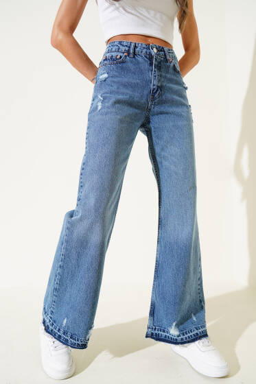 Yıprata Detaylı İspanyol Paça Kot Pantolon Mavi - Kadın Giyim Modelleri