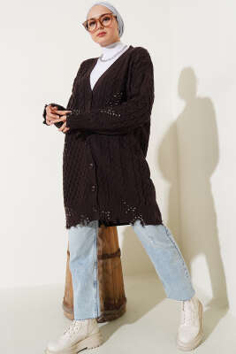 Yırtıklı Düğmeli Triko Hırka Kahve - Triko Hırka