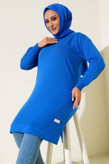 Yırtmaçlı Arma Detaylı Büyük Beden Tunik Saks - Tunik