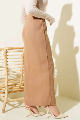 Yırtmaçlı Bel Lastikli Triko Etek Büsküvi - Uzun Etek