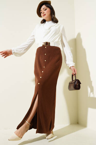 Yırtmaçlı Düğme Detaylı Triko Etek Kahve - Kadın Giyim Modelleri