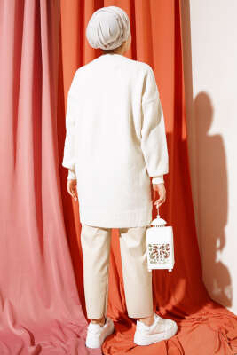 Yırtmaçlı Düz Yumoş Triko Tunik Kemik - Triko Tunik