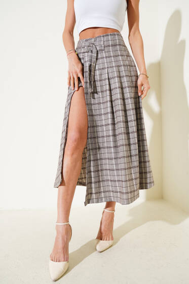 Yırtmaçlı Ekose Desenli Midi Etek Vizon - Kadın Giyim Modelleri